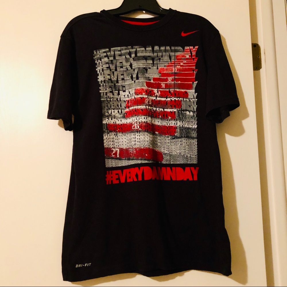 Dri-Fit Nike Short Sleeve Black Graphic Tee Men’s